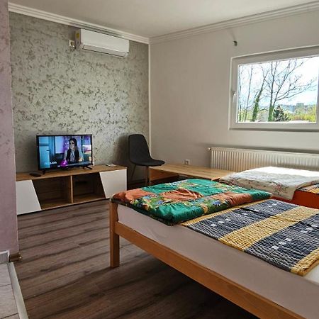 Apartmani Roki Tuzla Eksteriør billede